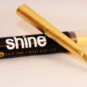 SHINE 24K GOLD CONE PRE-ROLLED PAPER